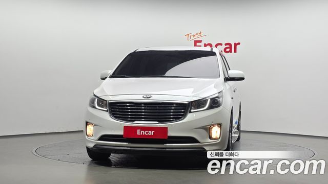 Kia Canival 2018 — photo 3