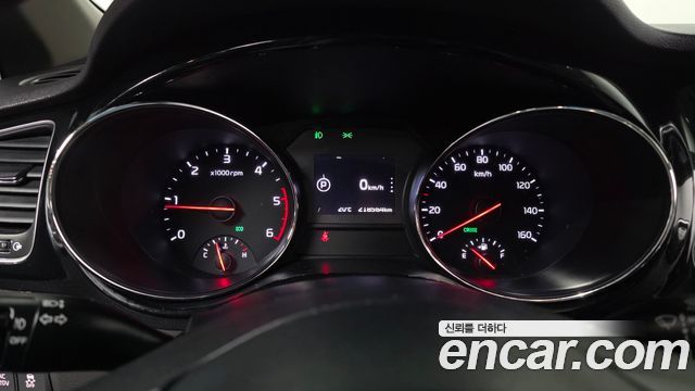Kia Canival 2018 — photo 8