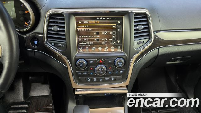Jeep Cherokee 2016 — photo 14