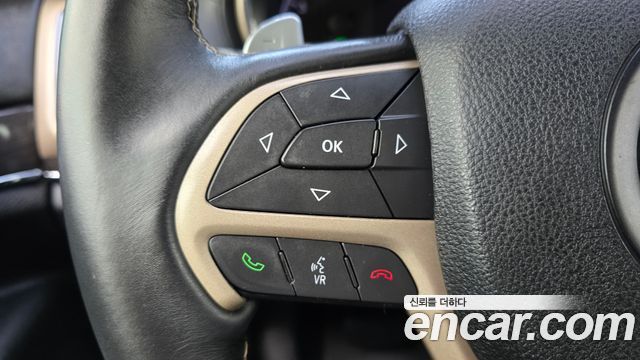 Jeep Cherokee 2016 — photo 16