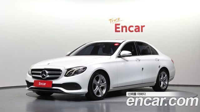 Mercedes-Benz E-Class 2018 — photo 1