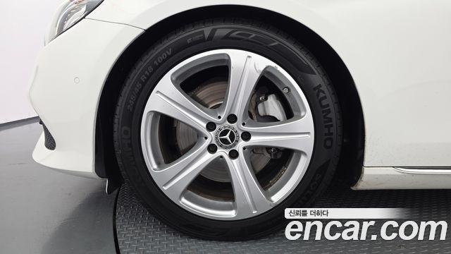 Mercedes-Benz E-Class 2018 — photo 5