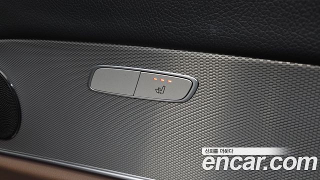Mercedes-Benz E-Class 2018 — photo 24