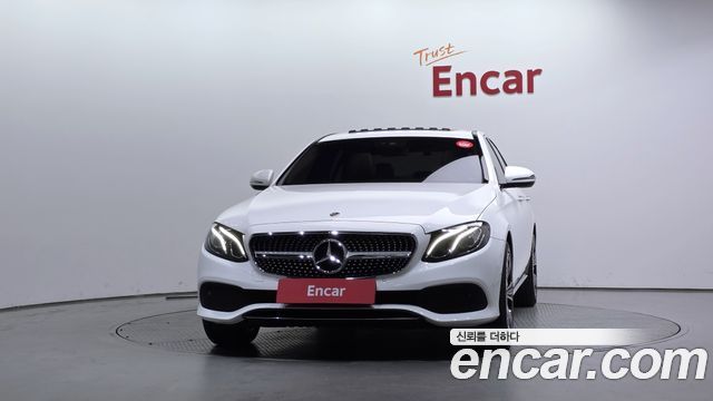 Mercedes-Benz E-Class 2018 — photo 3