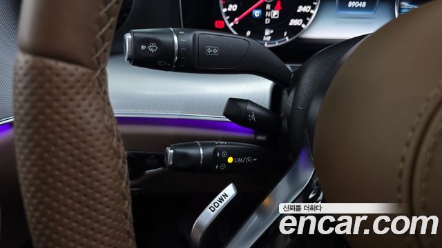 Mercedes-Benz E-Class 2018 — photo 25