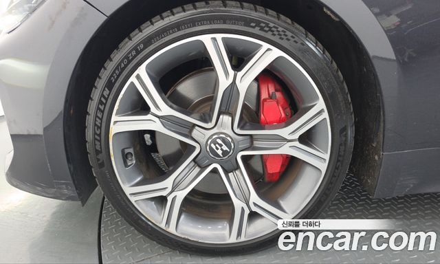 Kia Stinger 2018 — photo 5