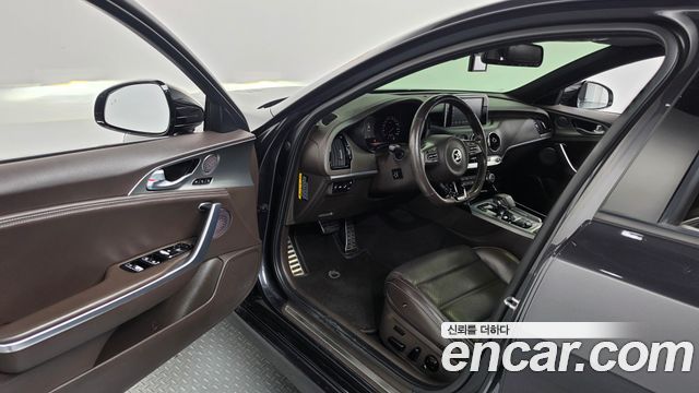 Kia Stinger 2018 — photo 13