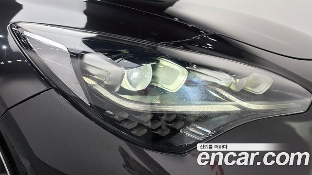 Kia Stinger 2018 — photo 8
