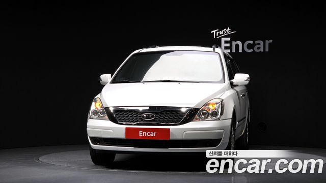 Kia Canival 2012 — photo 3