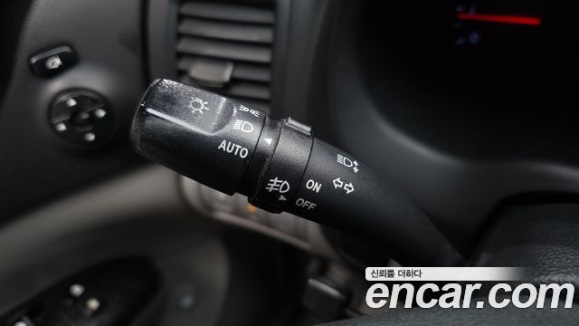Kia Canival 2012 — photo 17