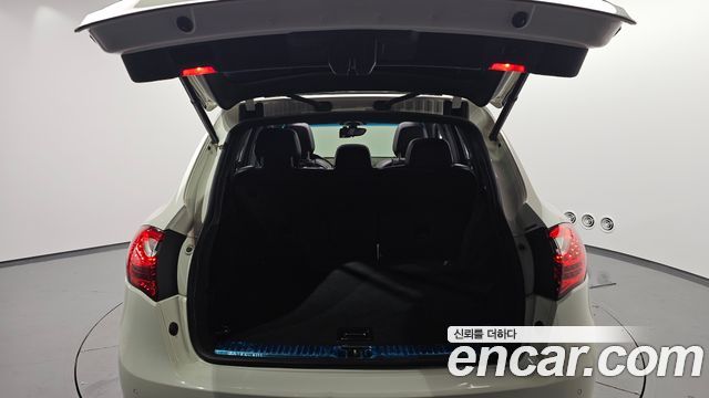 Porsche Cayenne 2011 — photo 20