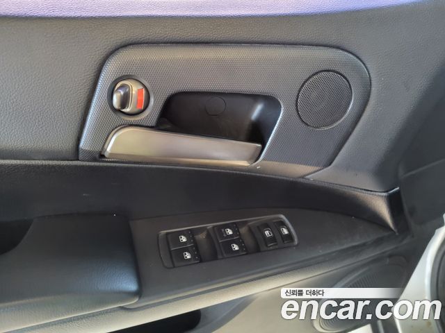 KG Mobility KORANDO 2014 — photo 10