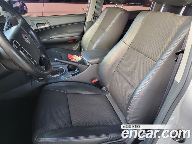 KG Mobility KORANDO 2014 — photo 14