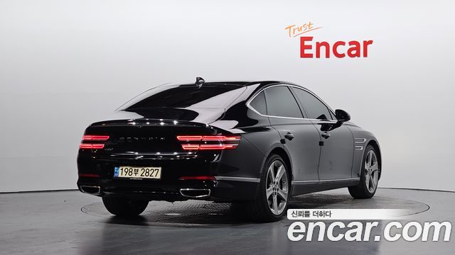 Genesis G80 2023 — photo 2