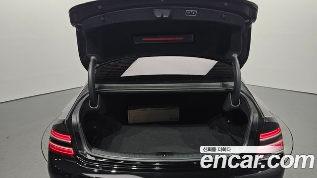 Genesis G80 2023 — photo 23