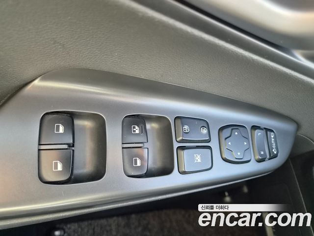 Hyundai Kona 2018 — photo 10