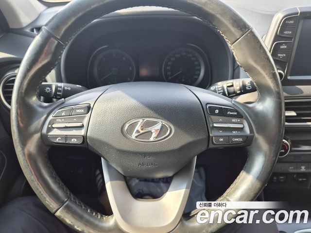 Hyundai Kona 2018 — photo 17