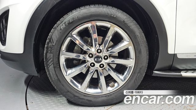 Kia Sorento 2017 — photo 5