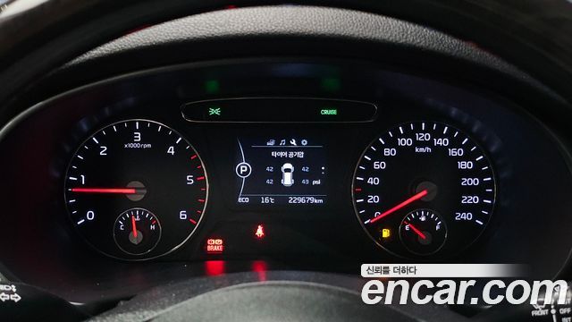 Kia Sorento 2017 — photo 8