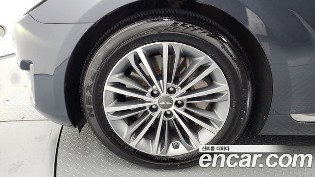 Genesis EQ900 2016 — photo 5