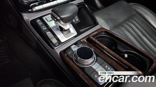Genesis EQ900 2016 — photo 9