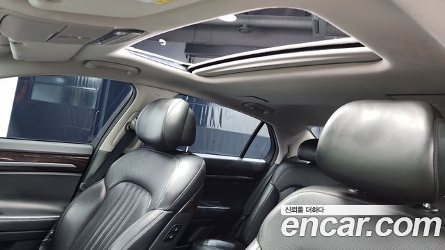 Genesis EQ900 2016 — photo 17