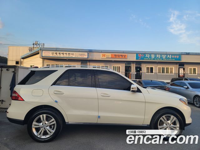 Mercedes-Benz M-class 2012 — photo 4