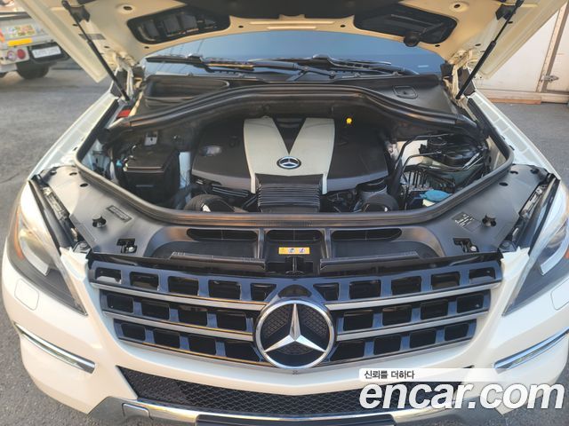 Mercedes-Benz M-class 2012 — photo 10