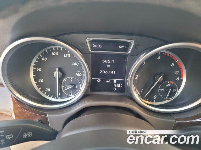 Mercedes-Benz M-class 2012 — photo 13