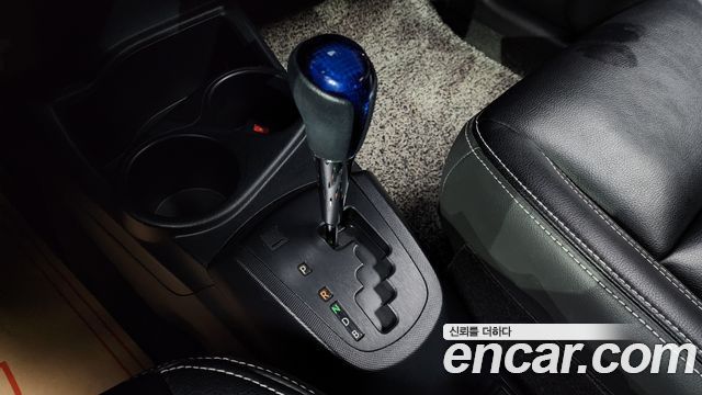 Toyota Prius 2018 — photo 9