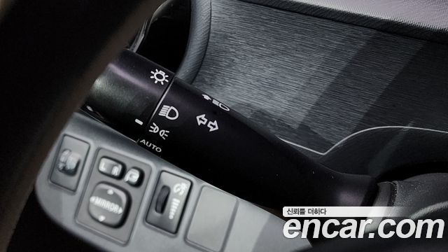 Toyota Prius 2018 — photo 17