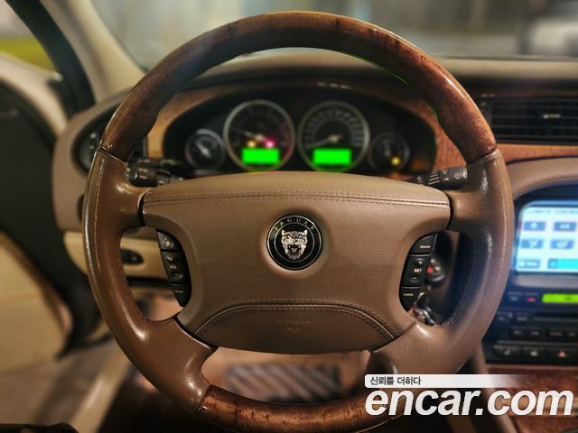 Jaguar S-TYPE 2007 — photo 8