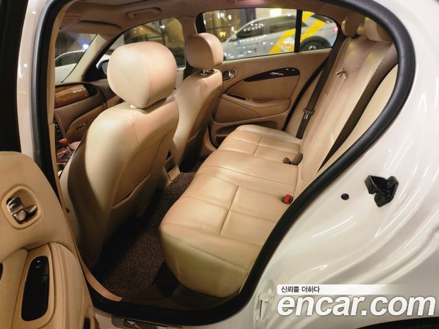 Jaguar S-TYPE 2007 — photo 11
