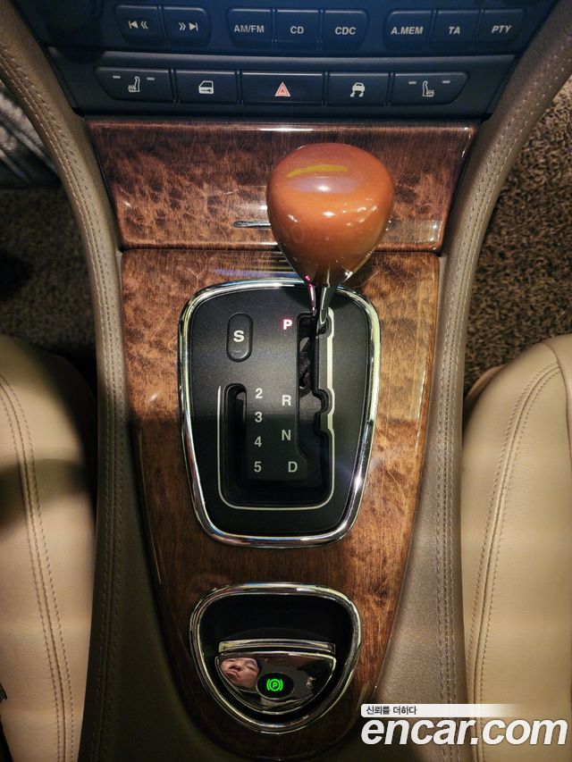Jaguar S-TYPE 2007 — photo 12