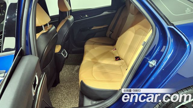 Kia K5 2020 — photo 11