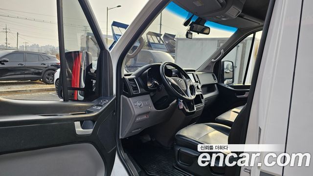 Hyundai Solati 2018 — photo 11