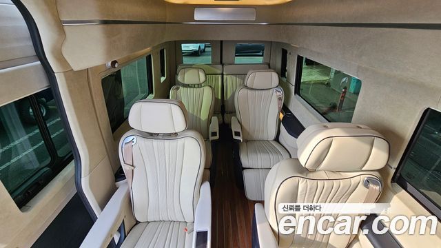 Hyundai Solati 2018 — photo 19