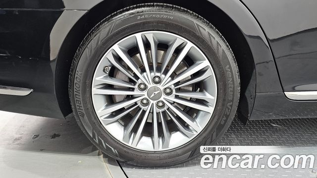 Genesis EQ900 2016 — photo 5