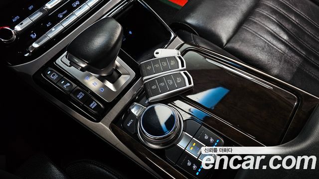 Genesis EQ900 2016 — photo 9