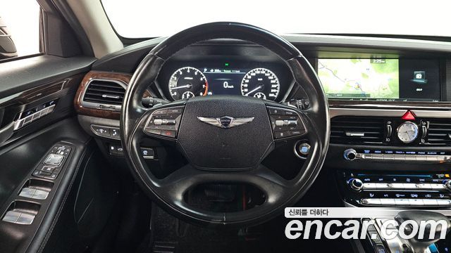 Genesis EQ900 2016 — photo 13