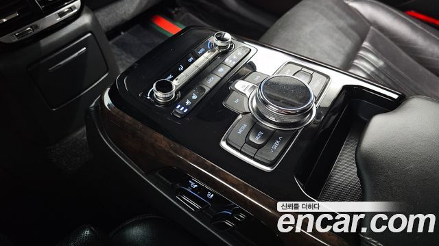 Genesis EQ900 2016 — photo 17
