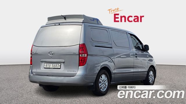Hyundai Starex 2017 — photo 2