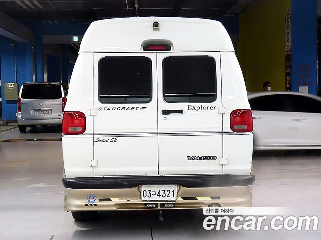 Dodge Ram Van 2002 — photo 3