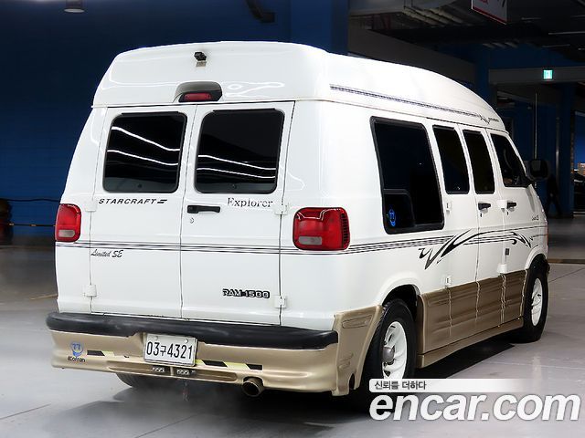 Dodge Ram Van 2002 — photo 4