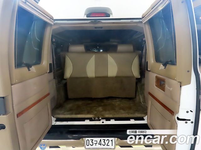 Dodge Ram Van 2002 — photo 17