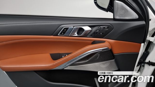 BMW X6 2023 — photo 17