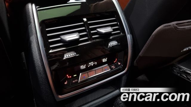 BMW X6 2023 — photo 19