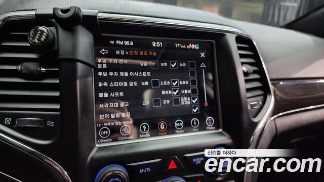 Jeep Cherokee 2018 — photo 17