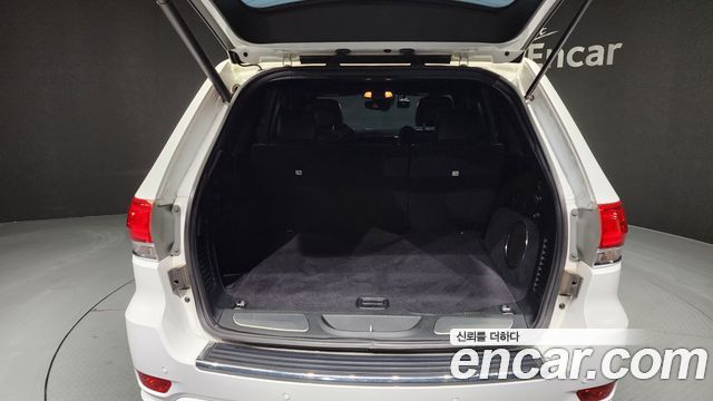 Jeep Cherokee 2018 — photo 20