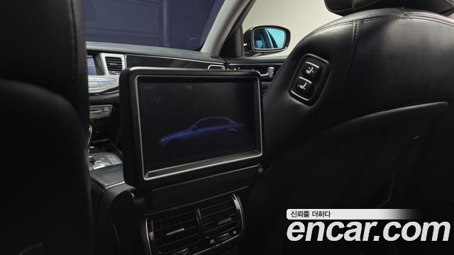 Hyundai Genesis 2012 — photo 17